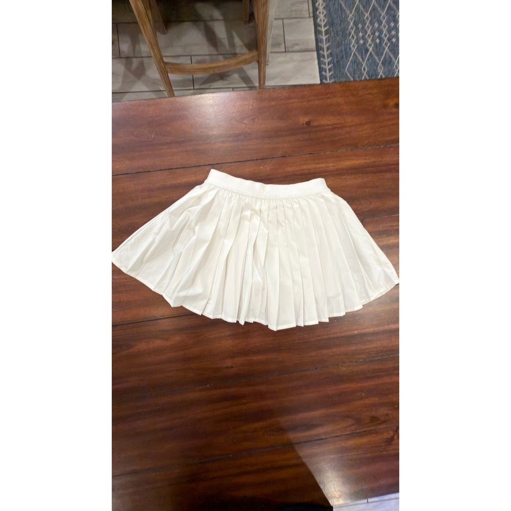 Lululemon White Pleated Tennis Skirt Size 4 Activewear Mini Skirt - Picture 7 of 16